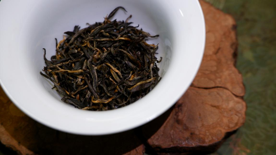 Winter Sweet Golden Eyebrow Black Tea